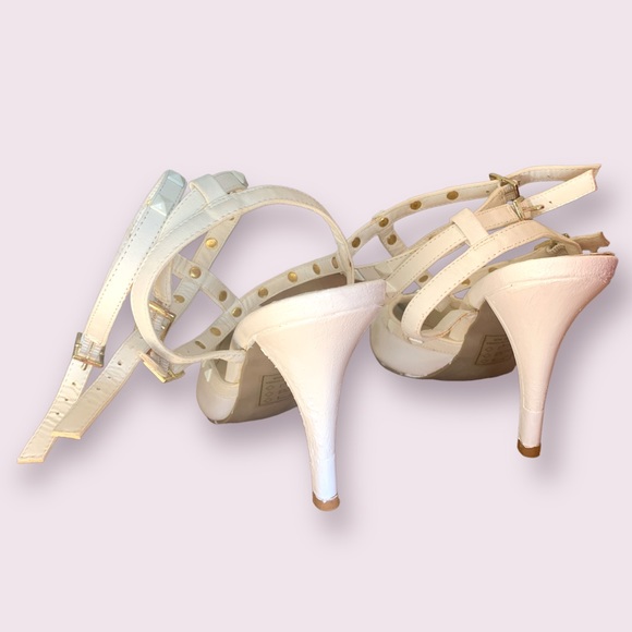 🗯Stud Strappy heels🗯 - Picture 8 of 8